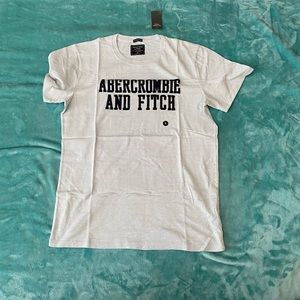 Abercrombie & Fitch Men’s Light Blue Crewneck T-shirt